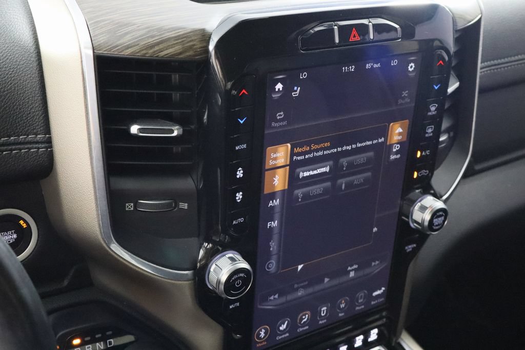 Used 2019 RAM 1500 Laramie AWD/4WD image 22