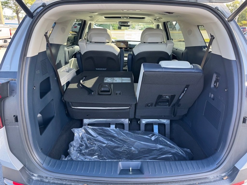 New 2026 Kia Carnival SX Prestige image 7