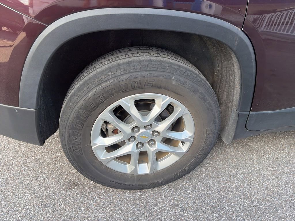Used 2019 Chevrolet Traverse LT FWD image 8