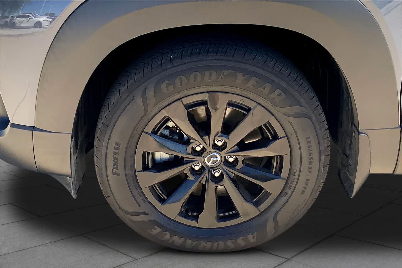 Used 2025 MAZDA CX-50 AWD 2.5 Hybrid w/ Weather Package image 11