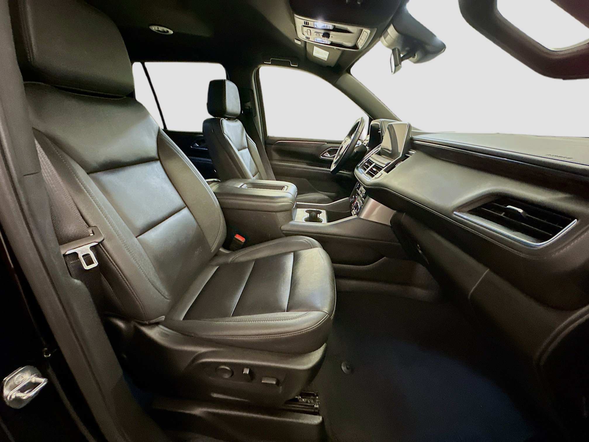 Used 2024 Chevrolet Tahoe LT image 34