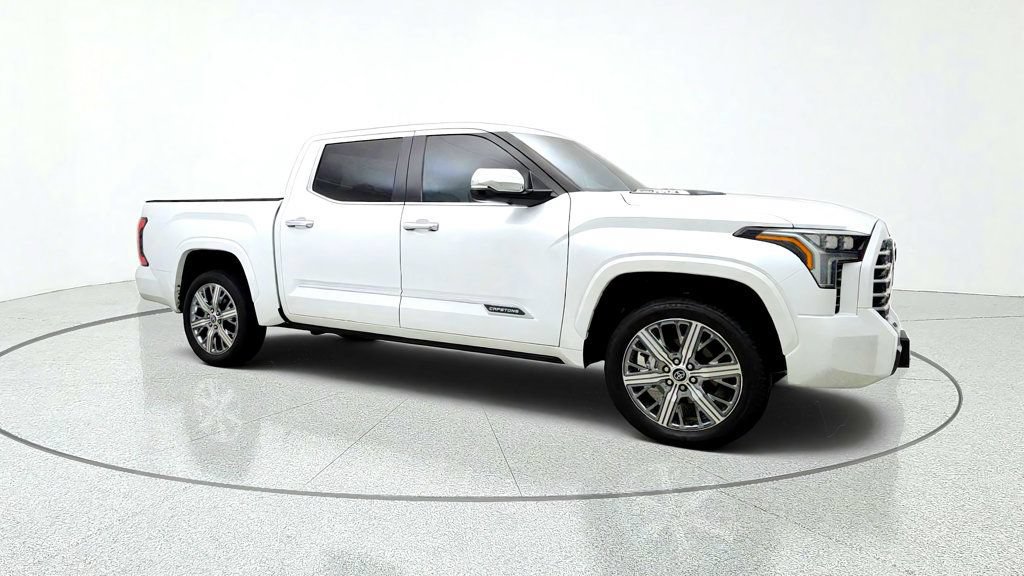 Used 2024 Toyota Tundra Capstone AWD/4WD image 3