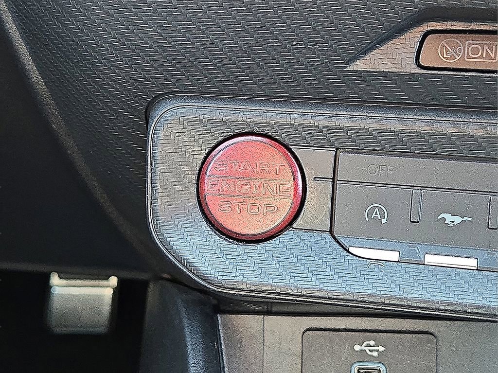 Used 2024 Ford Mustang Premium image 30