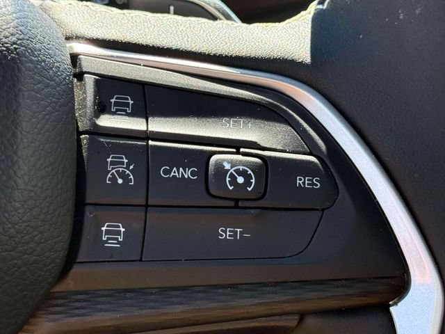 Certified 2024 Jeep Grand Cherokee Altitude AWD/4WD image 24