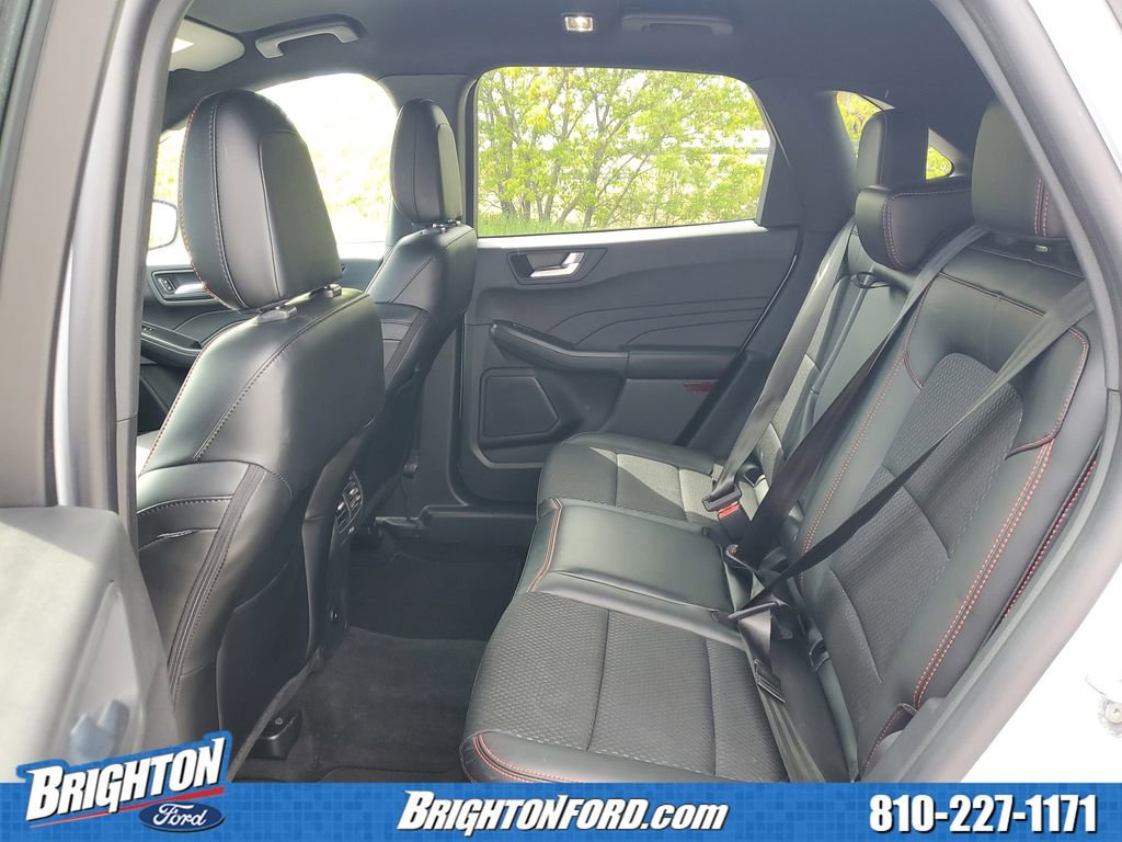 Certified 2025 Ford Escape ST-Line w/ Tech Pack #1 AWD/4WD image 11