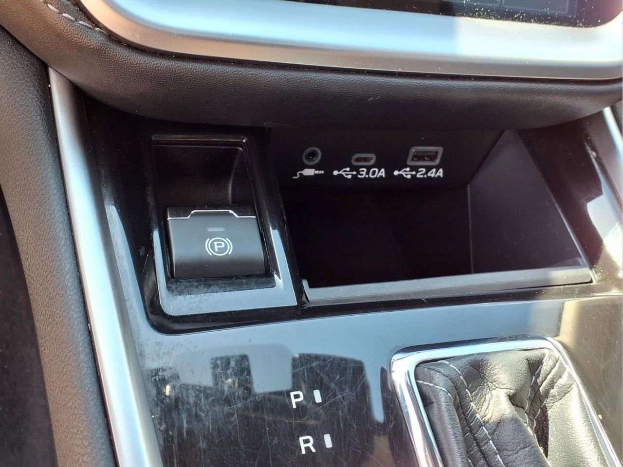 Used 2023 Subaru Outback Premium AWD/4WD image 20