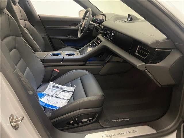 New 2025 Porsche Taycan 4S image 21