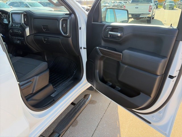 Used 2020 Chevrolet Silverado 1500 LT w/ Trailering Package image 37