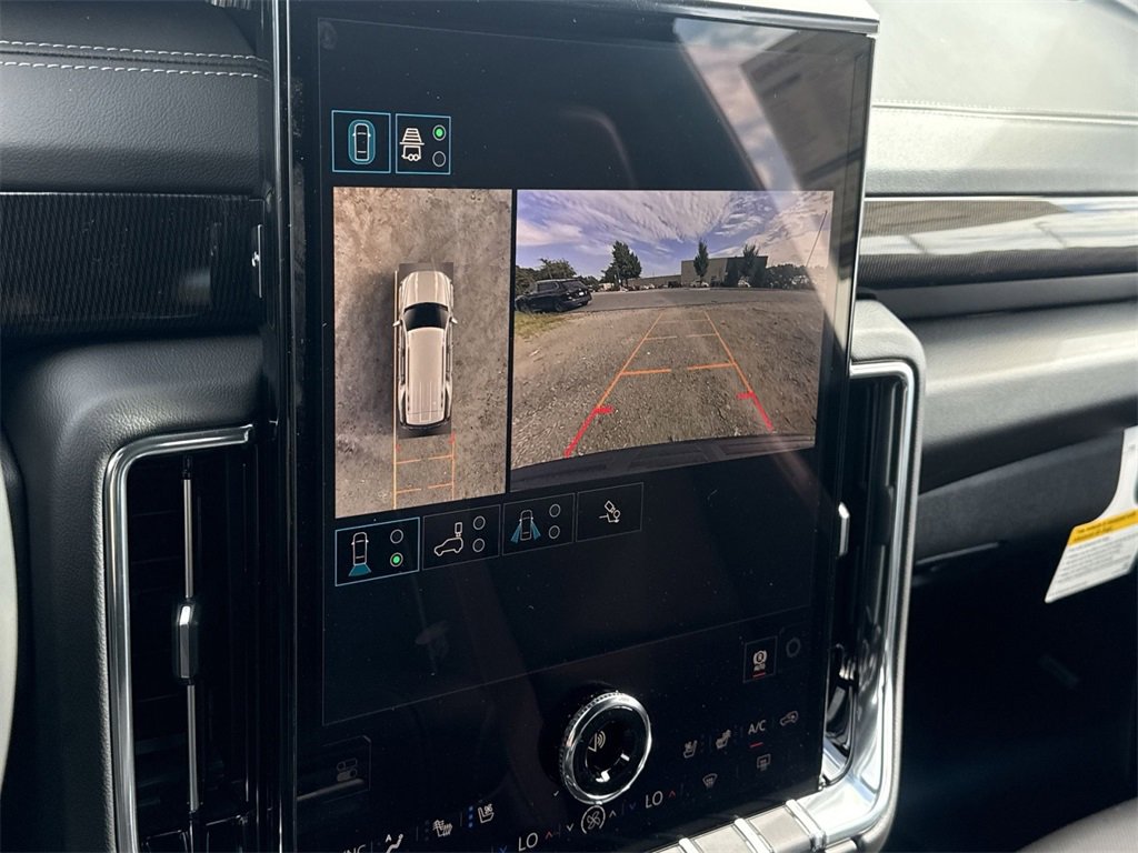 New 2026 GMC Yukon Elevation w/ Elevation Premium Package image 19