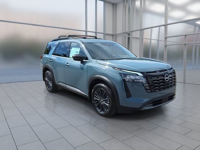 New 2026 Nissan Pathfinder SL w/ SL Premium Package AWD/4WD image 2