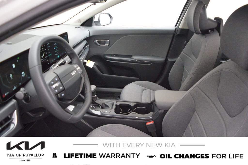 New 2025 Kia K4 EX FWD image 10