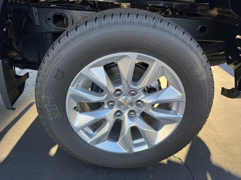 New 2026 Chevrolet Silverado 1500 Custom w/ LPO, Dark Essentials Package image 31