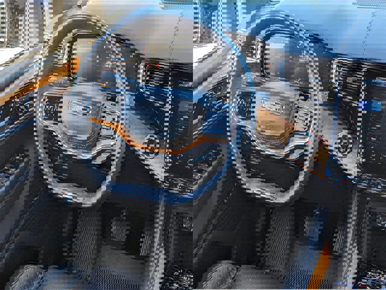 Used 2024 Jeep Grand Wagoneer L Series III image 19