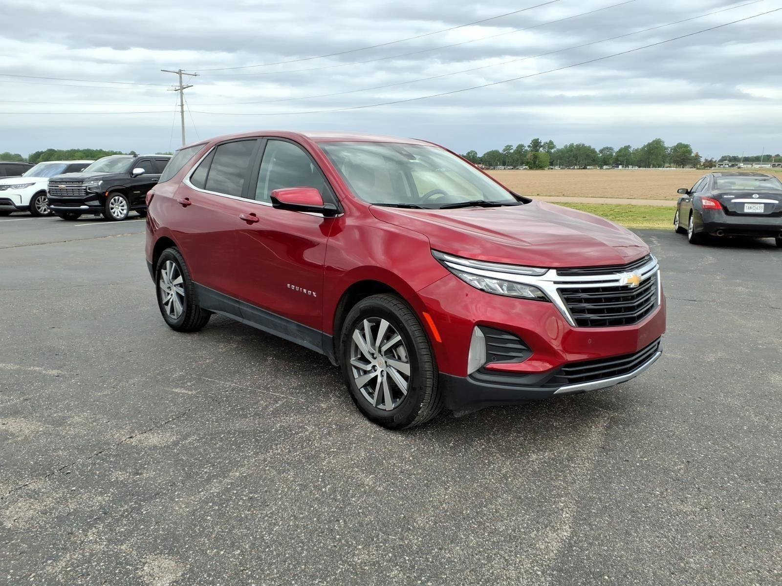 Used 2024 Chevrolet Equinox LT w/ LPO, Floor Liner Package FWD image 7