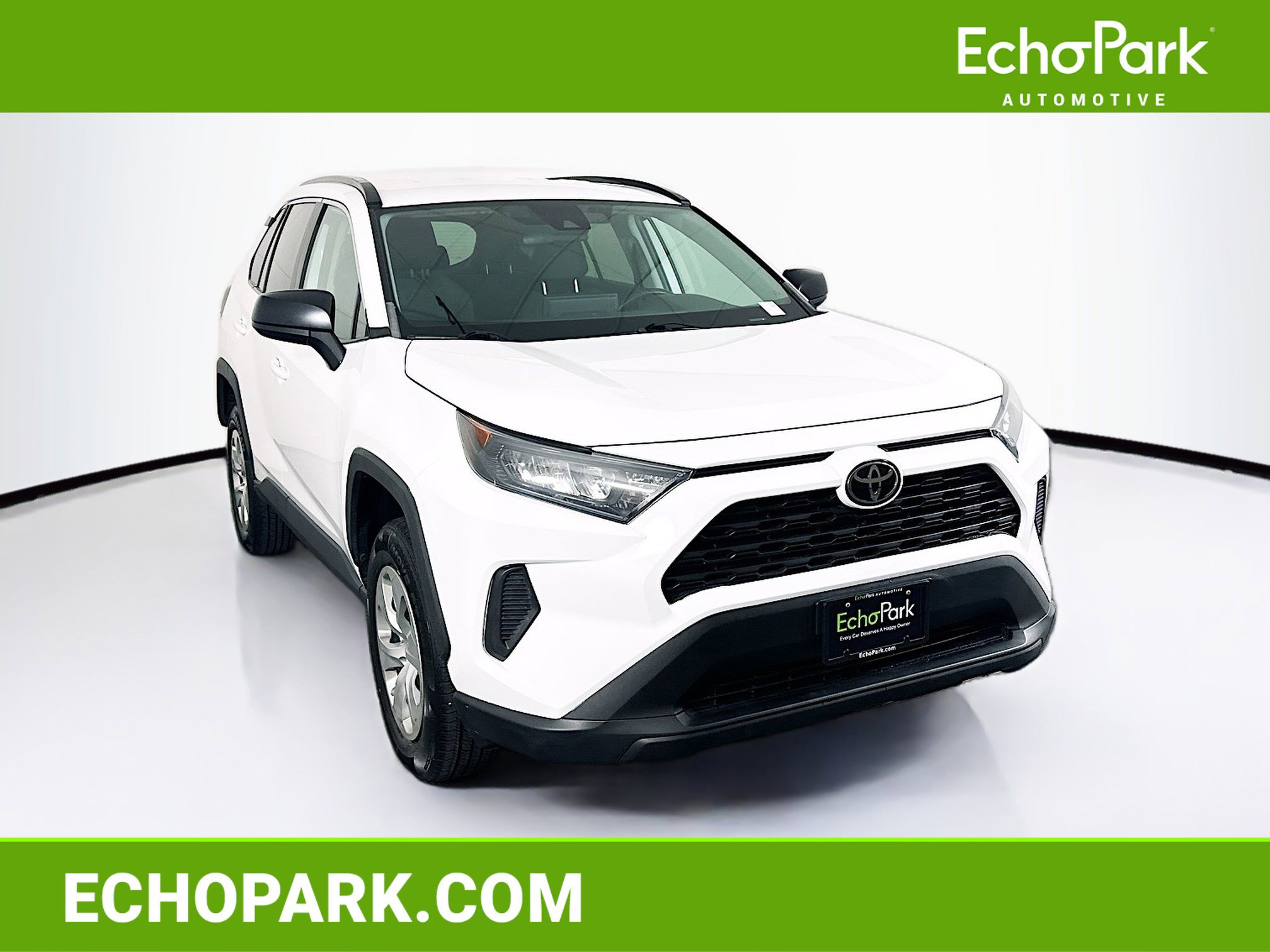 Used 2021 Toyota RAV4 LE AWD/4WD image 1