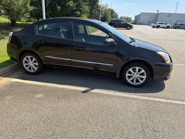 Used 2011 Nissan Sentra 2.0 SL w/ Navigation Pkg FWD image 4