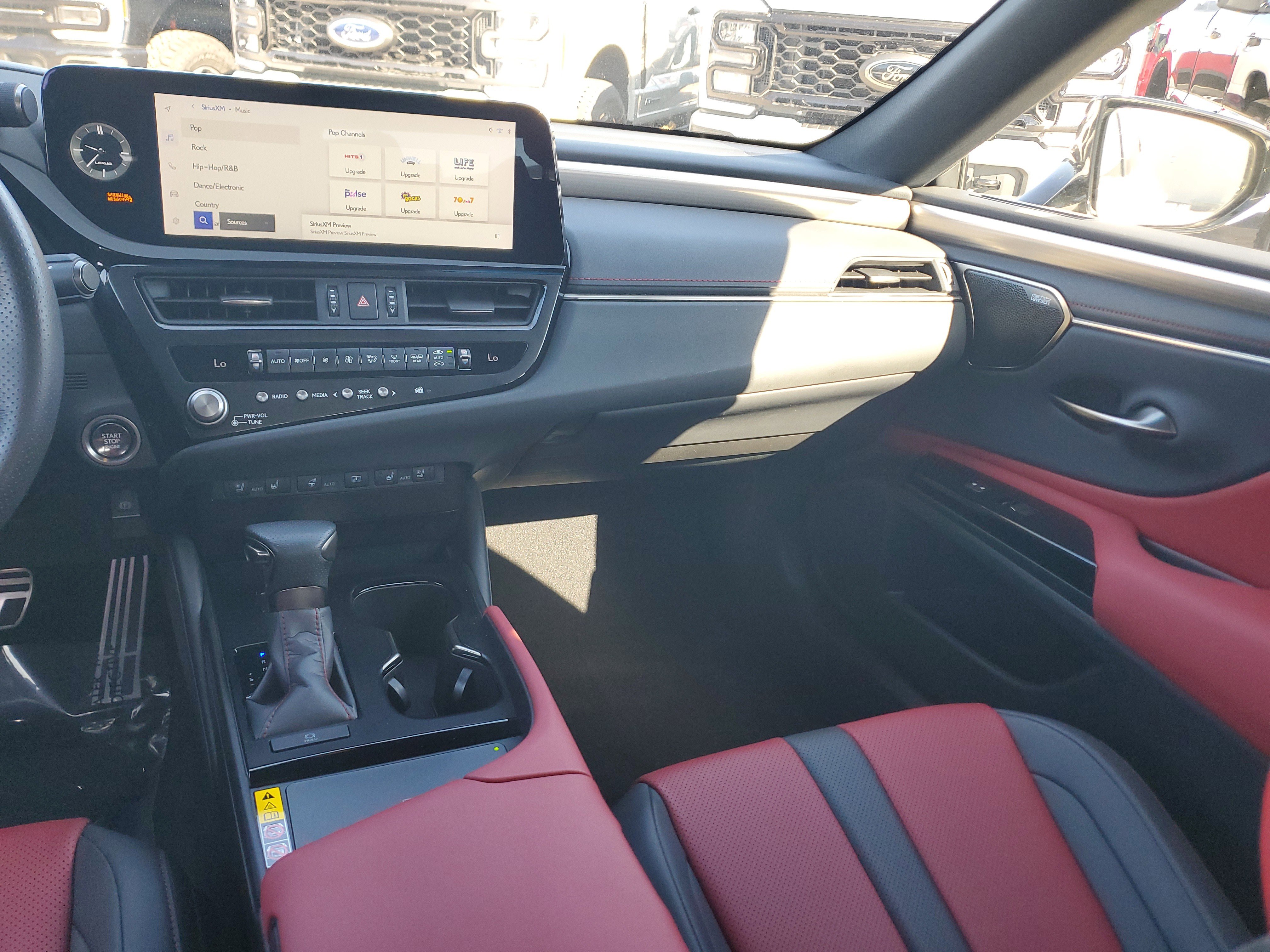 Used 2024 Lexus ES 350 F Sport w/ Accessory Package (Z2) image 16