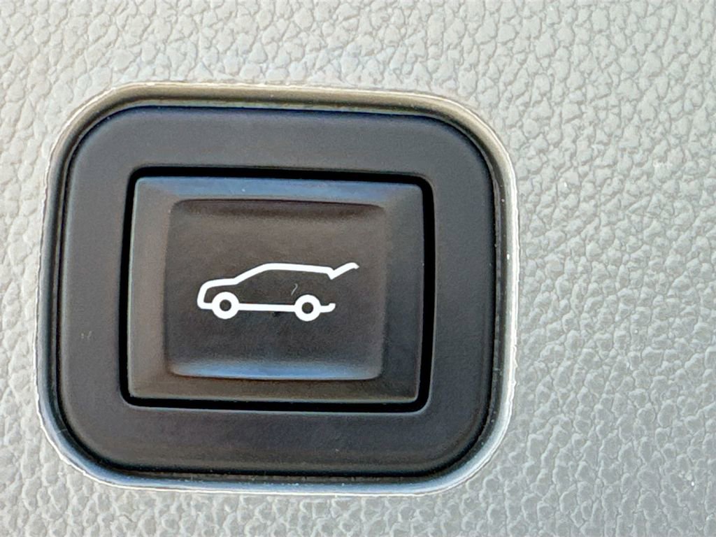 Used 2012 Cadillac SRX Performance image 34