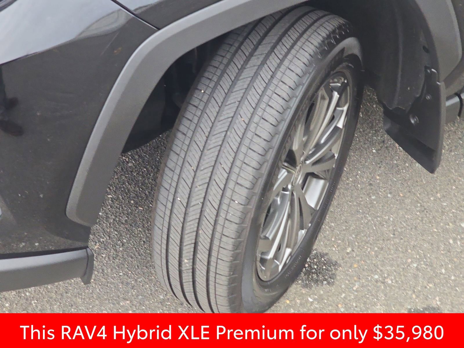 Used 2024 Toyota RAV4 XLE Premium w/ Weather Package image 38