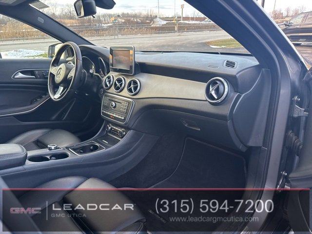 Used 2017 Mercedes-Benz GLA 250 4MATIC image 10