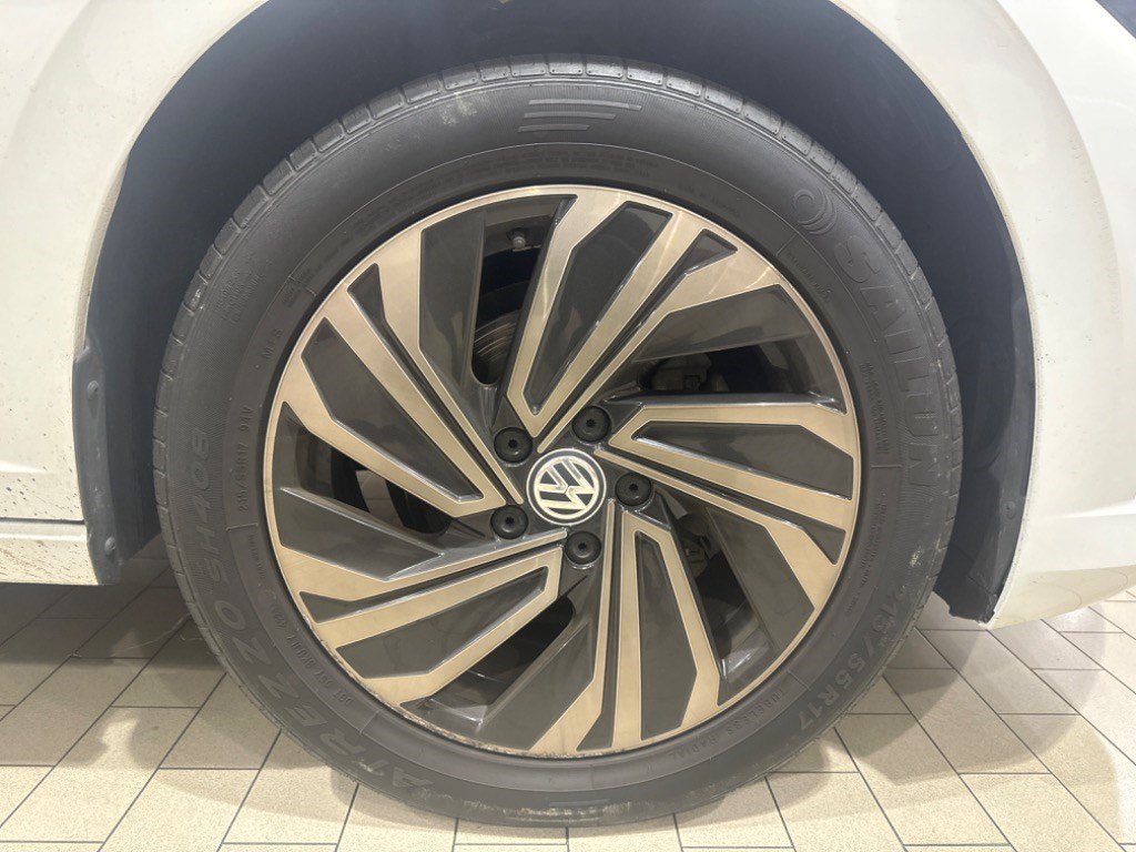 Used 2019 Volkswagen Jetta SEL Premium FWD image 15