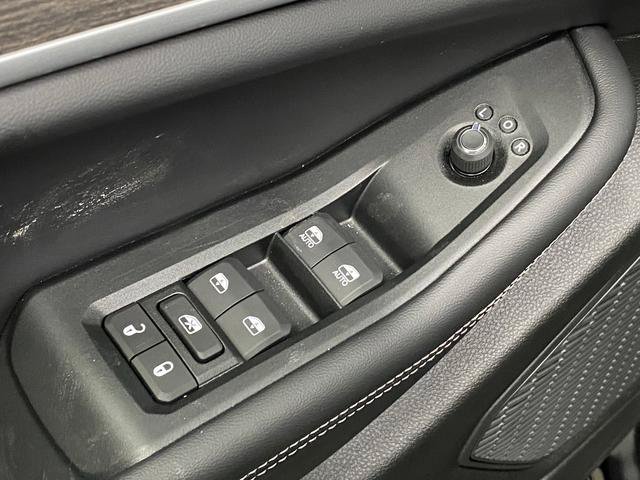 New 2026 Jeep Grand Cherokee Altitude image 31