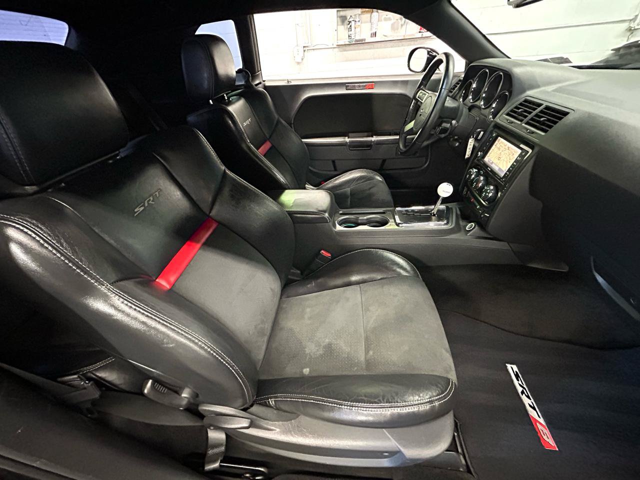 Used 2009 Dodge Challenger SRT8 RWD image 19