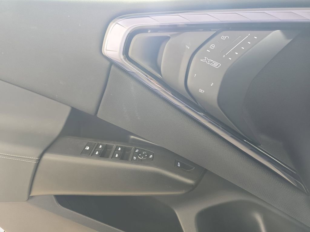 Used 2025 BMW X3 xDrive30i w/ Convenience Package AWD/4WD image 30