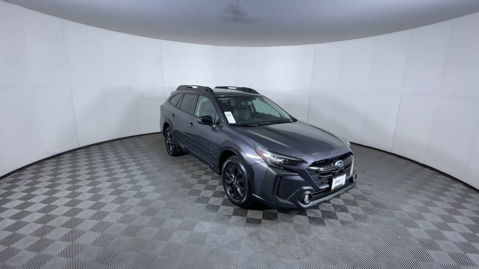 Used 2024 Subaru Outback Onyx Edition XT AWD/4WD image 2