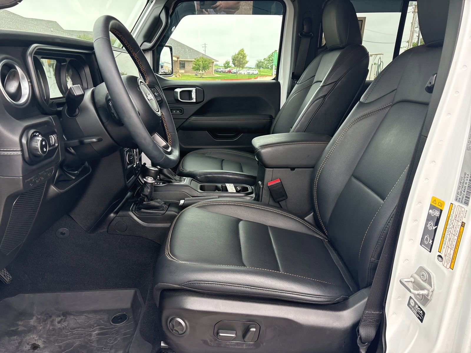 Used 2025 Jeep Gladiator Sport AWD/4WD image 13