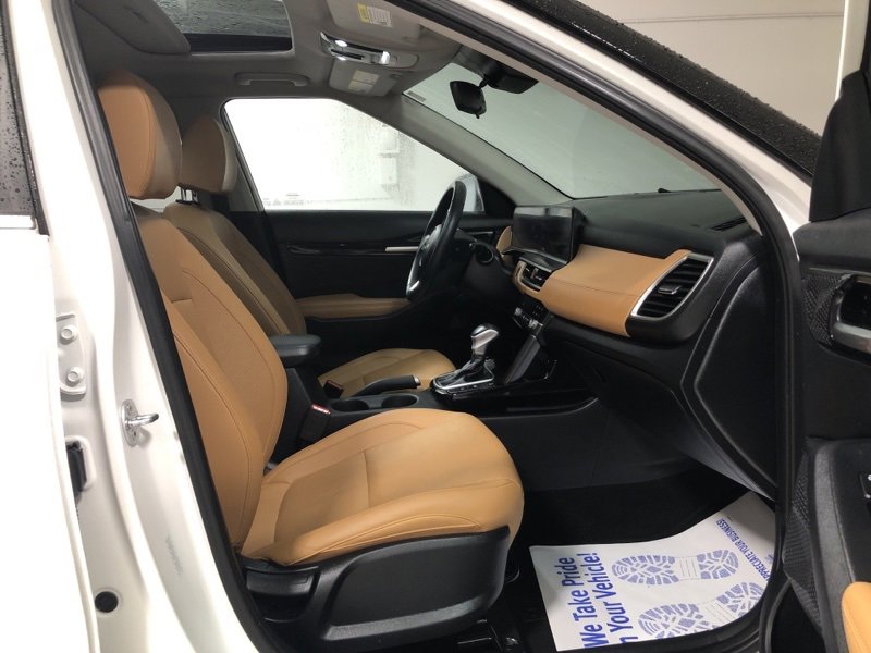 Used 2024 Kia Seltos EX image 13