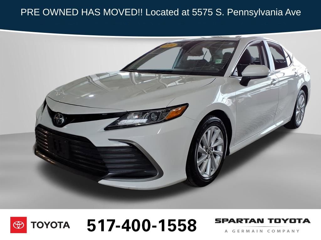 Used 2024 Toyota Camry LE image 1