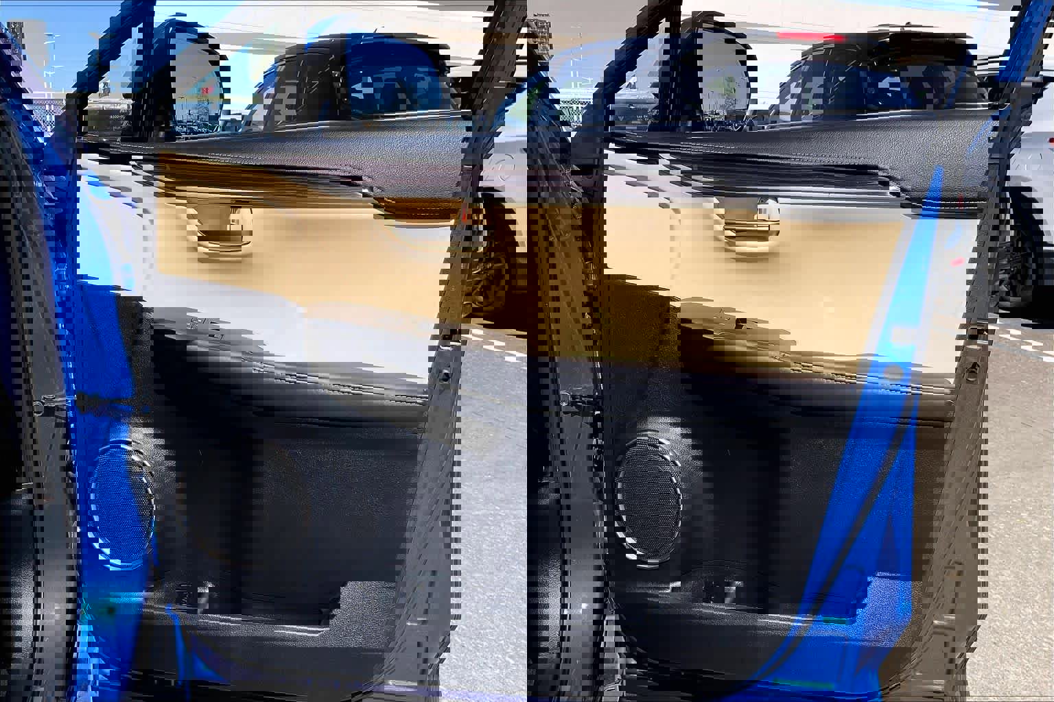 Used 2016 Lexus NX 300h FWD w/ Luxury Package image 20