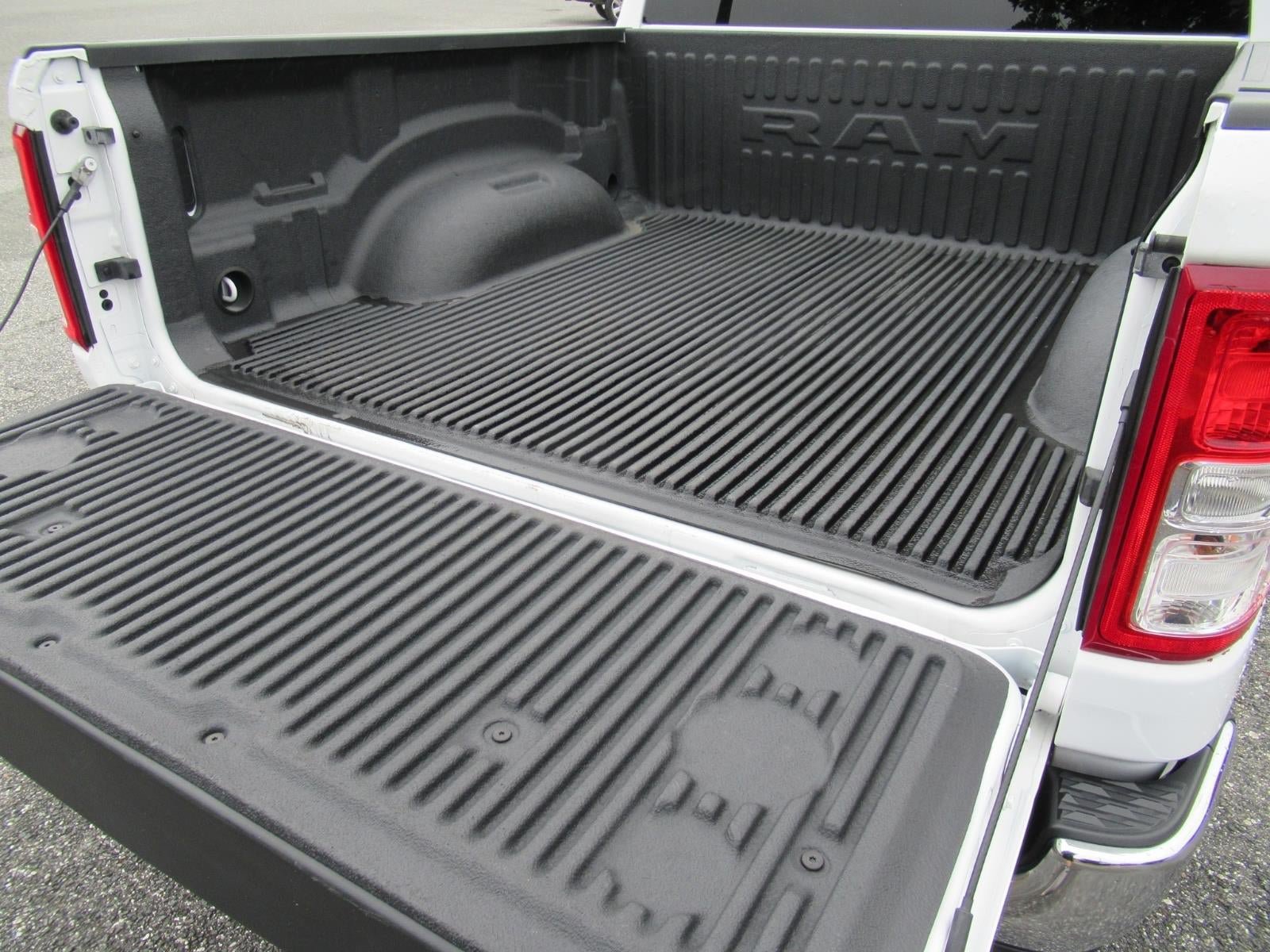 Used 2022 RAM 1500 Big Horn AWD/4WD image 23