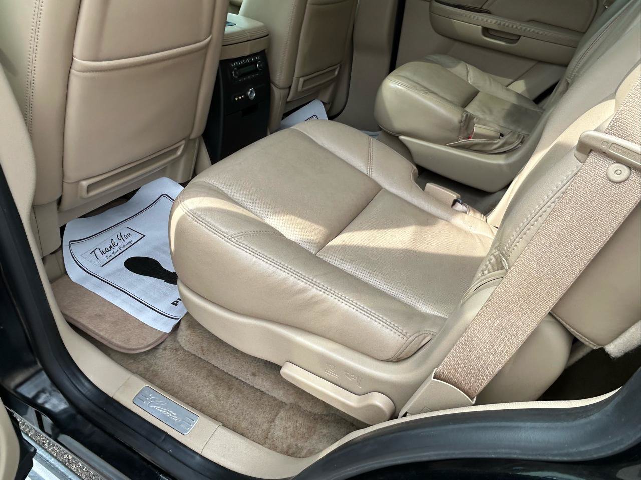 Used 2009 Cadillac Escalade AWD image 9