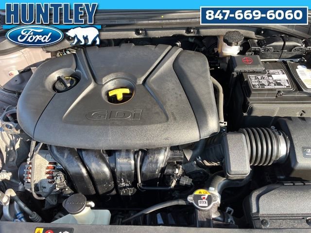 Used 2020 Hyundai Elantra GT image 9