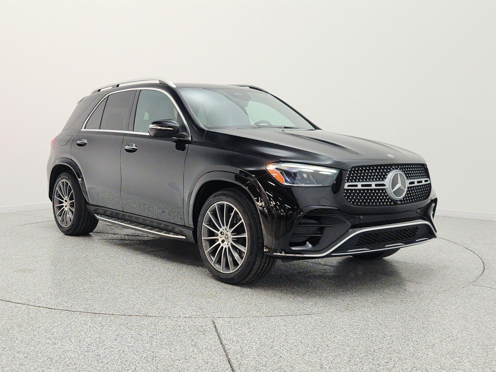 Used 2024 Mercedes-Benz GLE 350 4MATIC image 3