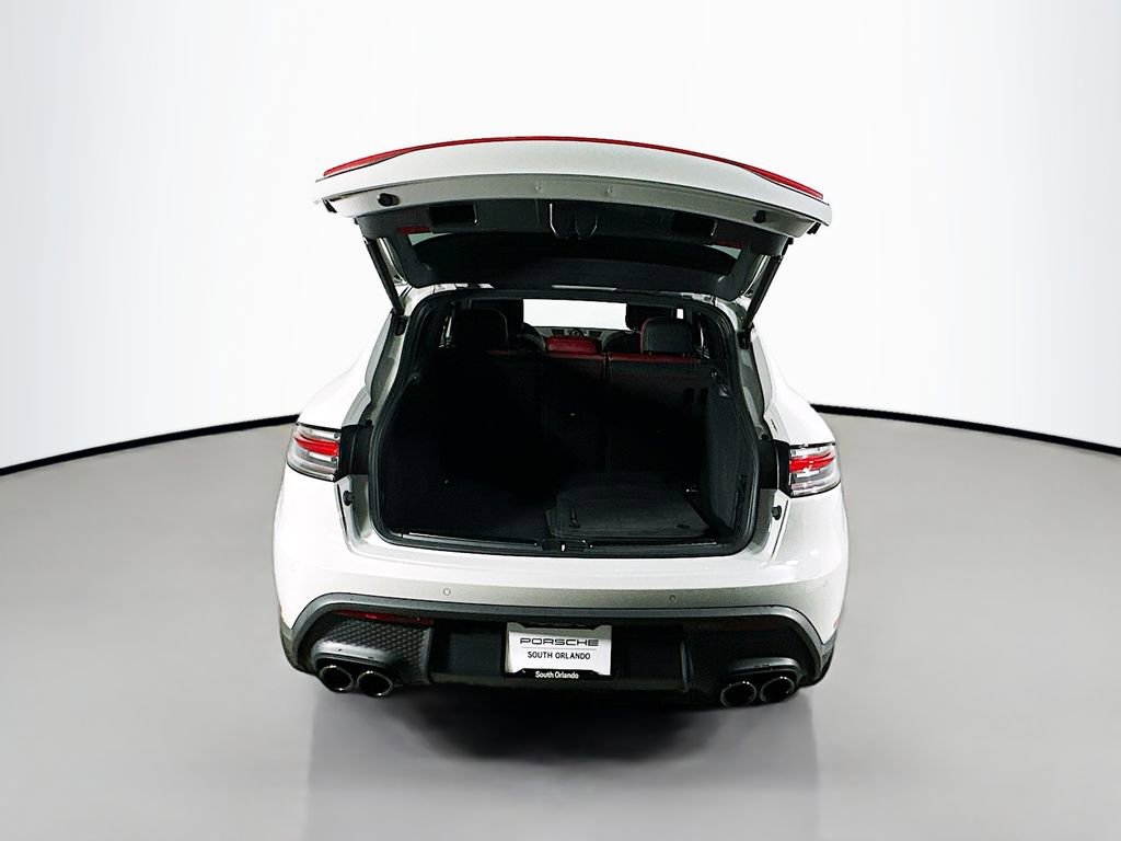 New 2025 Porsche Macan image 28