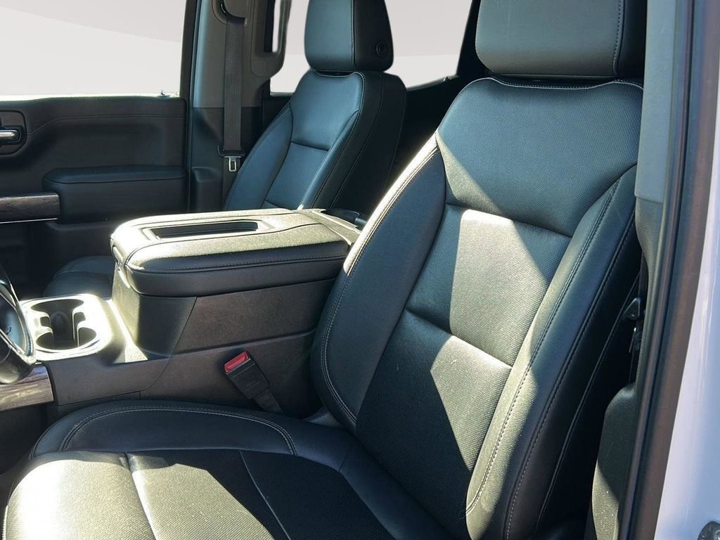 Used 2021 Chevrolet Silverado 1500 LTZ w/ LTZ Convenience Package II image 9