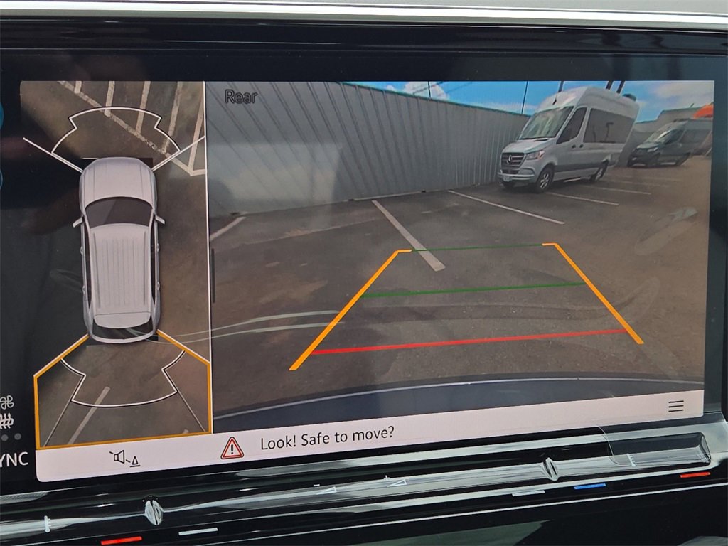 New 2025 Volkswagen Atlas Cross Sport SEL Premium R-Line image 20