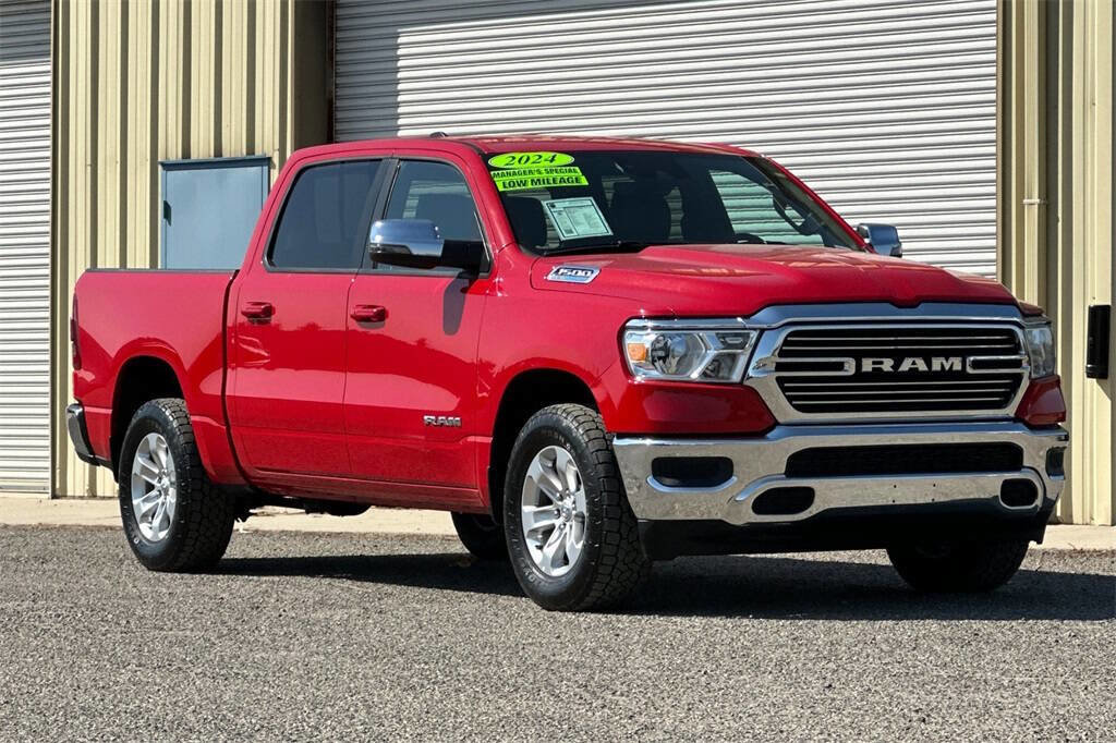 Used 2024 RAM 1500 Laramie image 8