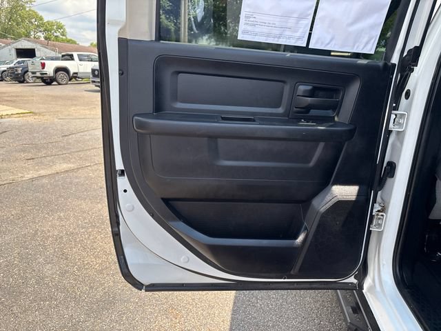 Used 2018 RAM 2500 Tradesman w/ Chrome Appearance Group AWD/4WD image 17