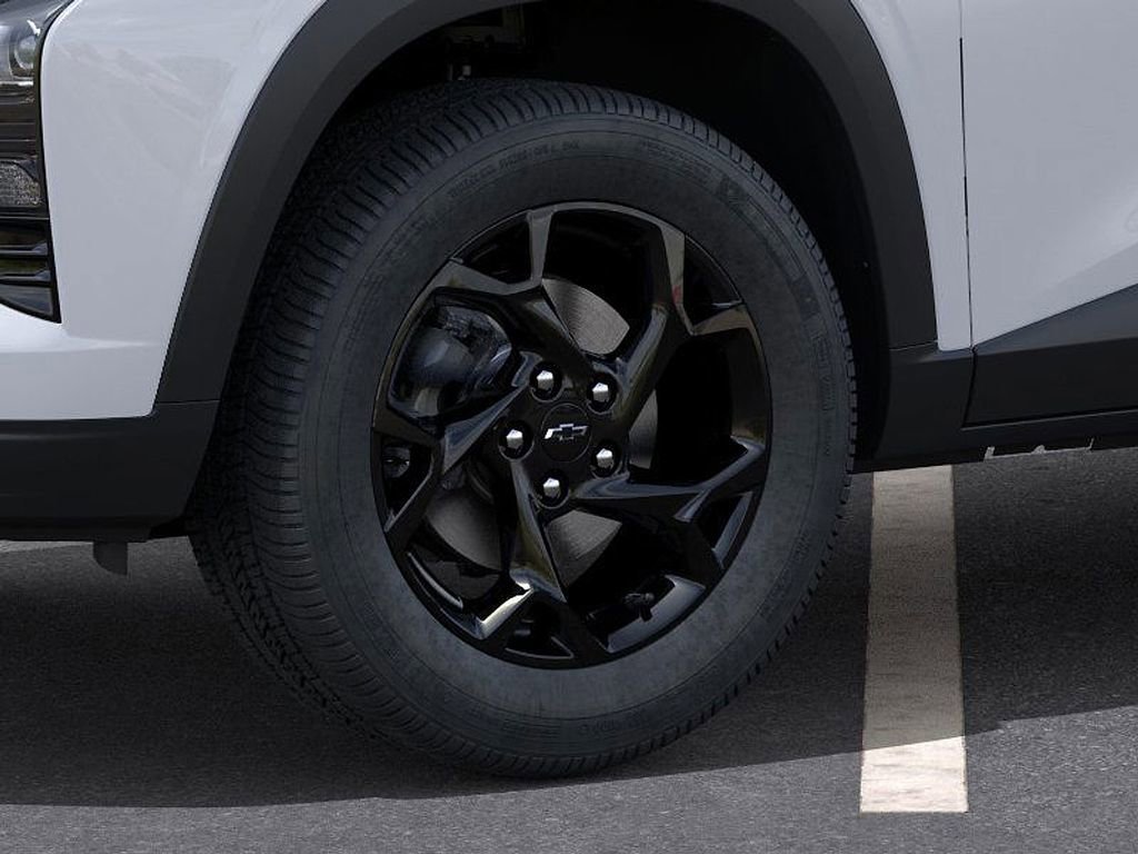 New 2026 Chevrolet Trax LT w/ Midnight Edition image 9