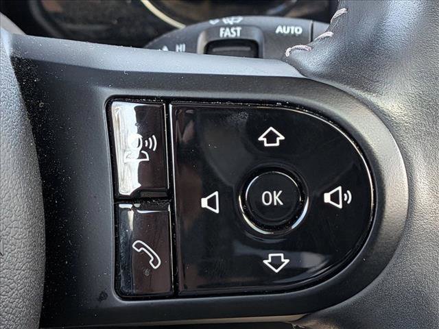 Used 2023 MINI Cooper SE image 14