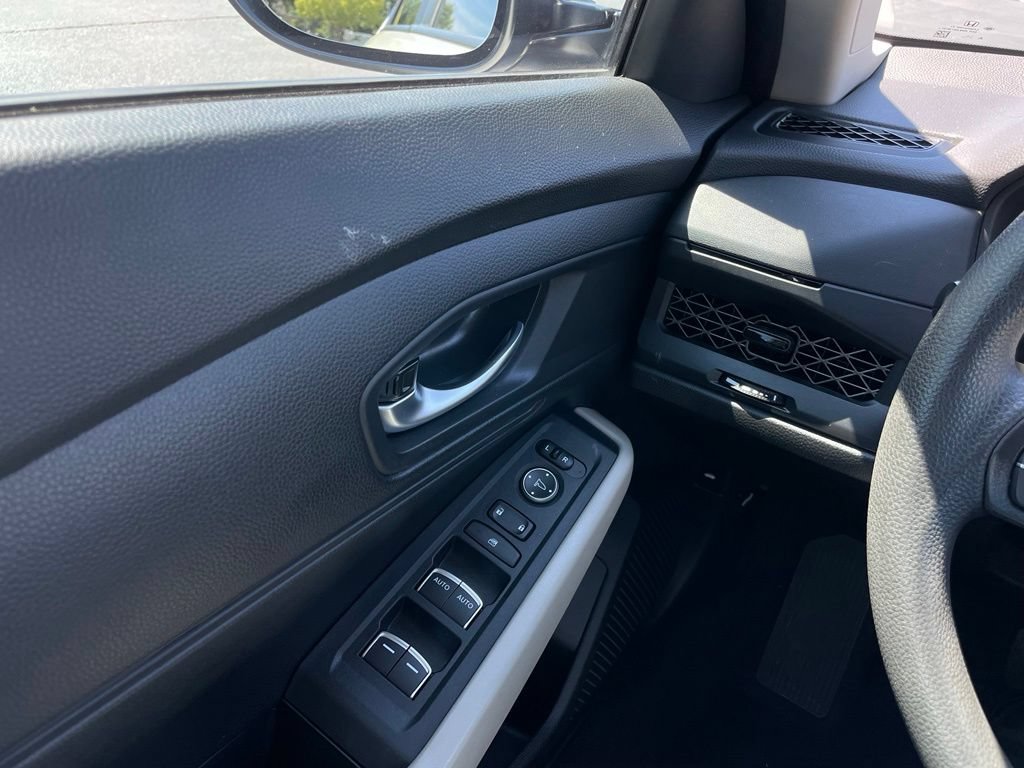 Certified 2025 Honda Accord LX image 22