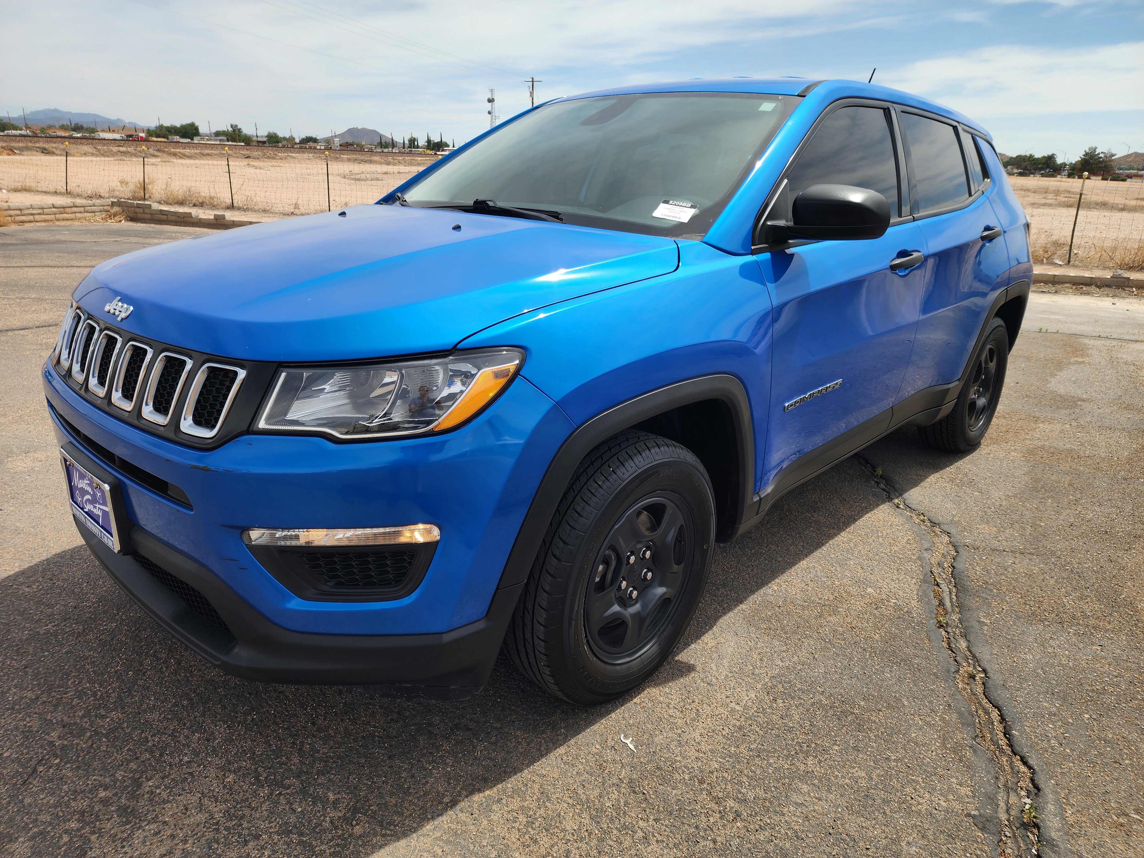 Used 2019 Jeep Compass Sport FWD image 3