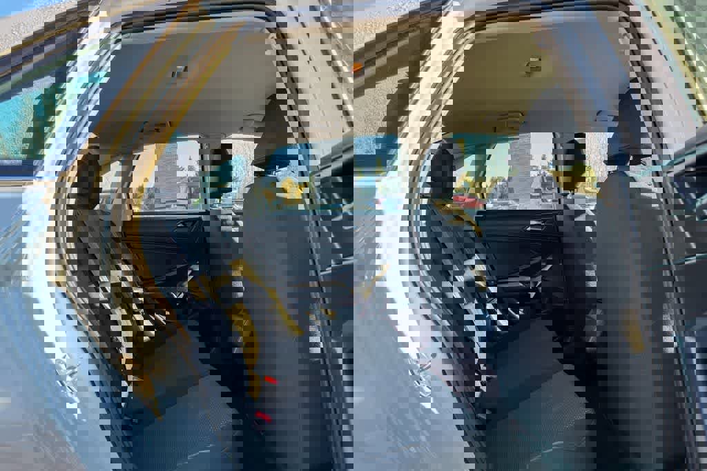 Used 2019 Volkswagen Jetta S w/ Driver Assistance Package image 10