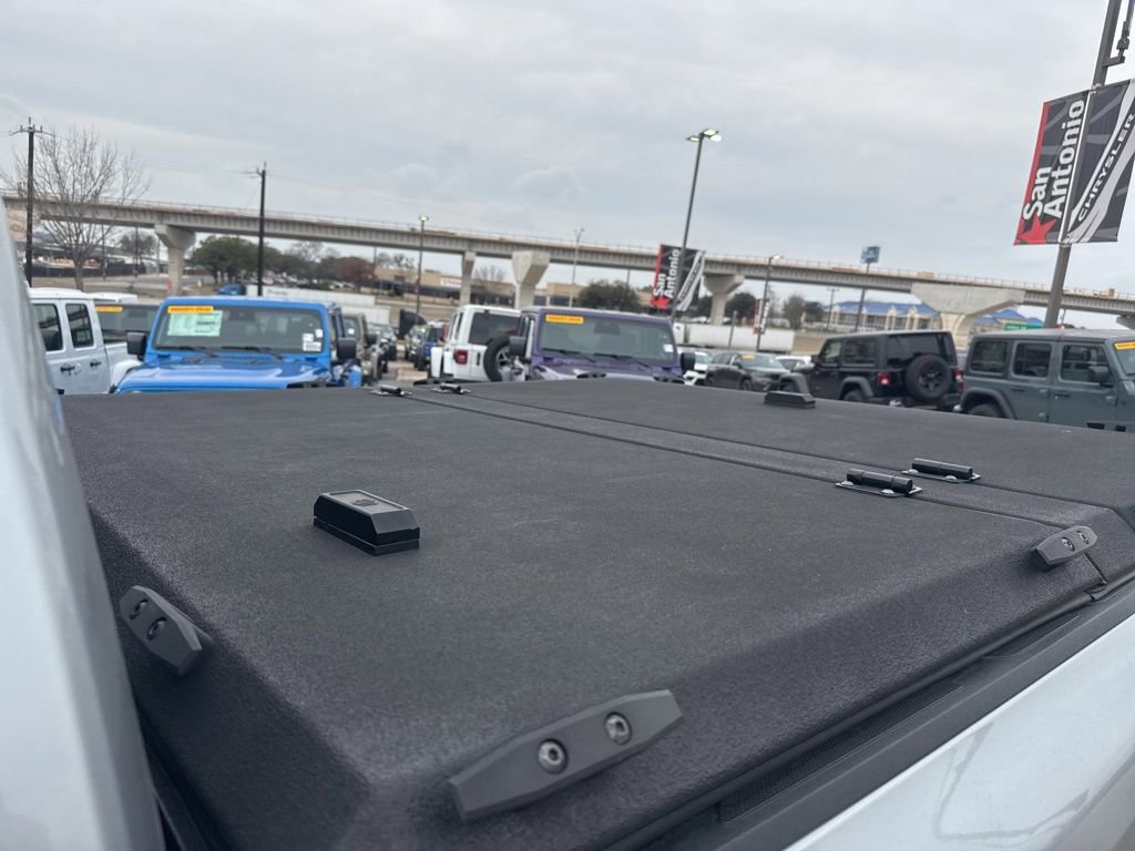 Used 2023 Toyota Tundra SR5 image 19