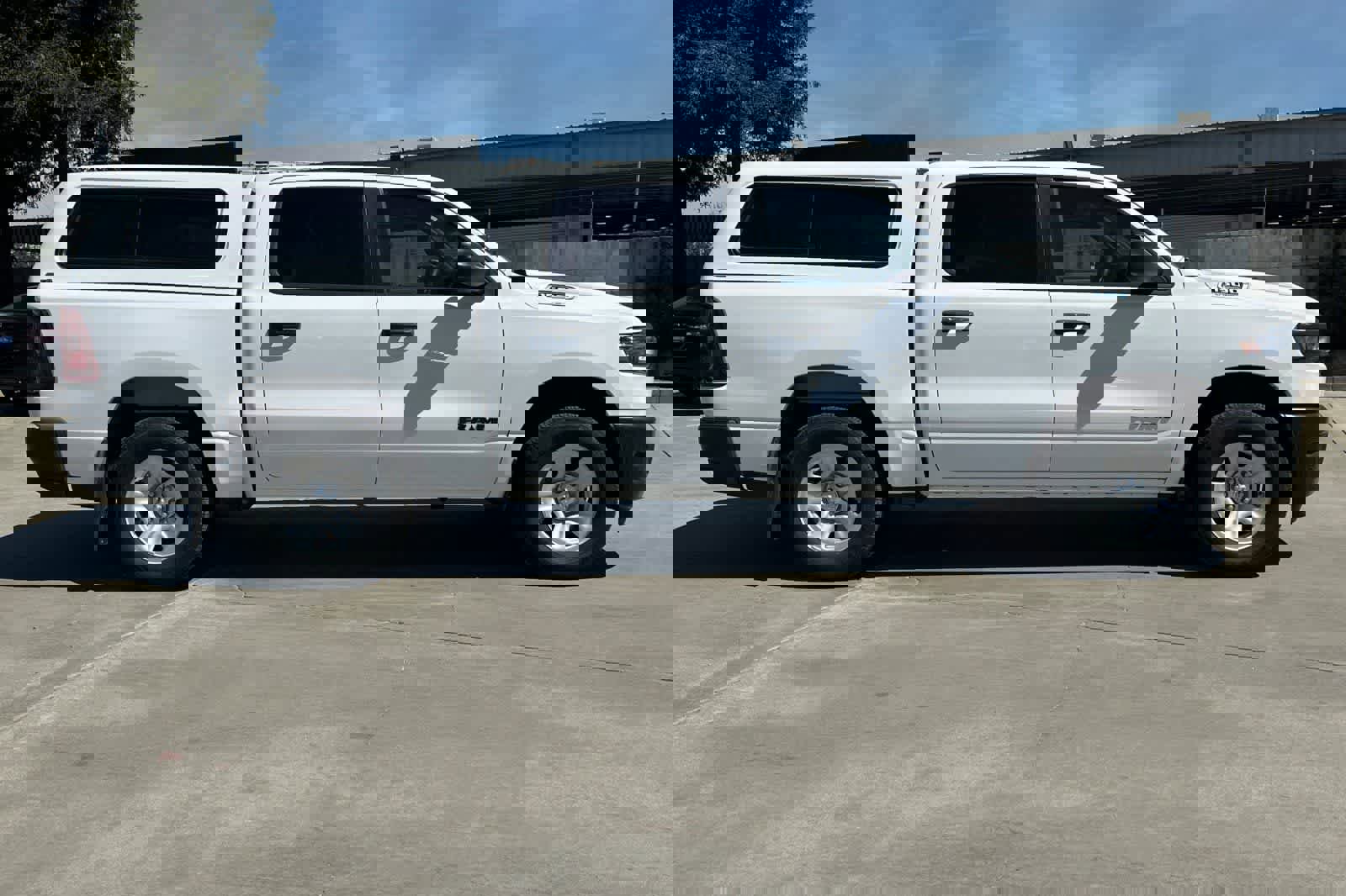 Used 2025 RAM 1500 Tradesman image 9