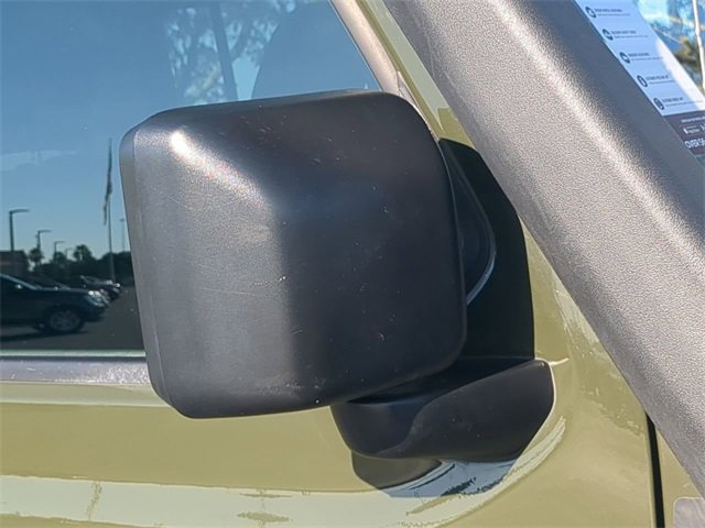 Used 2021 Jeep Gladiator Rubicon image 12